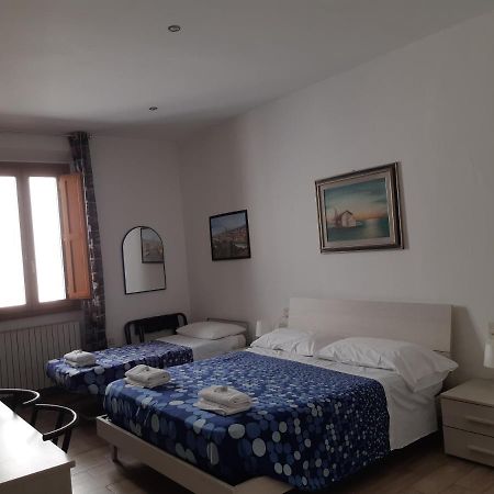 Sogni D'Oro Guest House Firenze Bagian luar foto