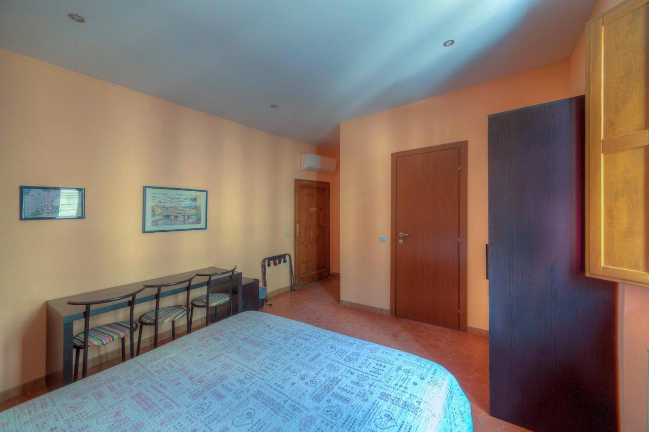 Sogni D'Oro Guest House Firenze Bagian luar foto