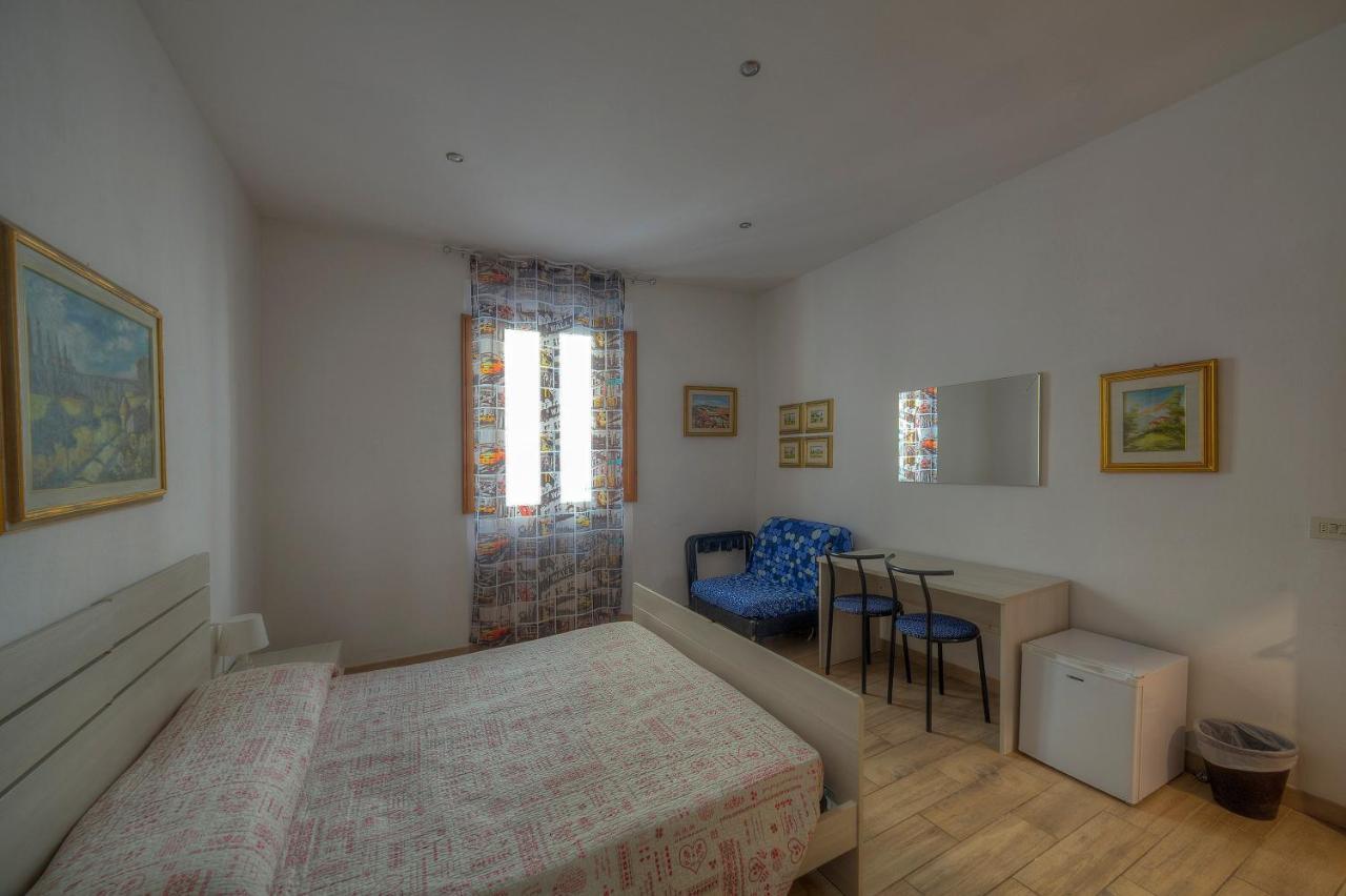 Sogni D'Oro Guest House Firenze Bagian luar foto