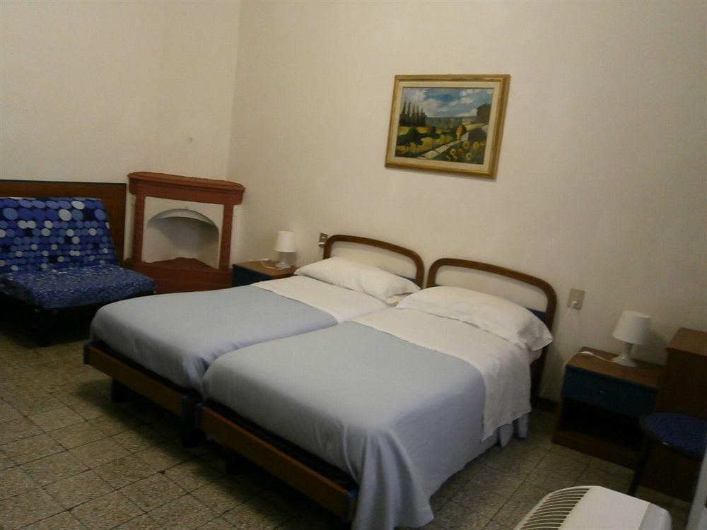 Sogni D'Oro Guest House Firenze Bagian luar foto