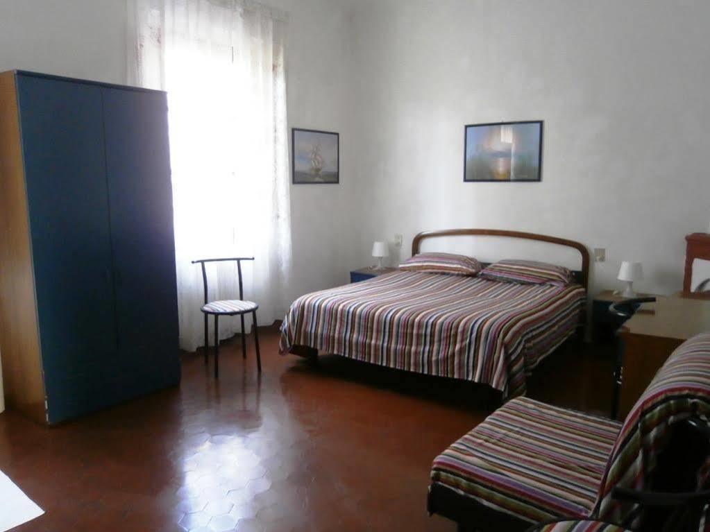 Sogni D'Oro Guest House Firenze Bagian luar foto