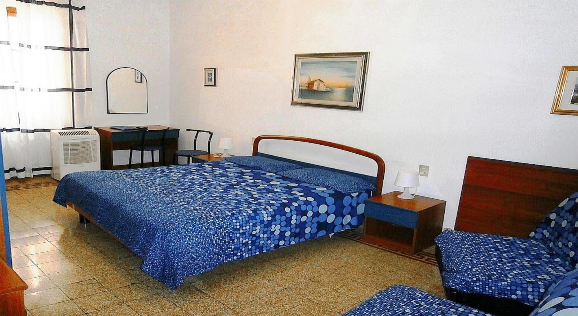 Sogni D'Oro Guest House Firenze Bagian luar foto